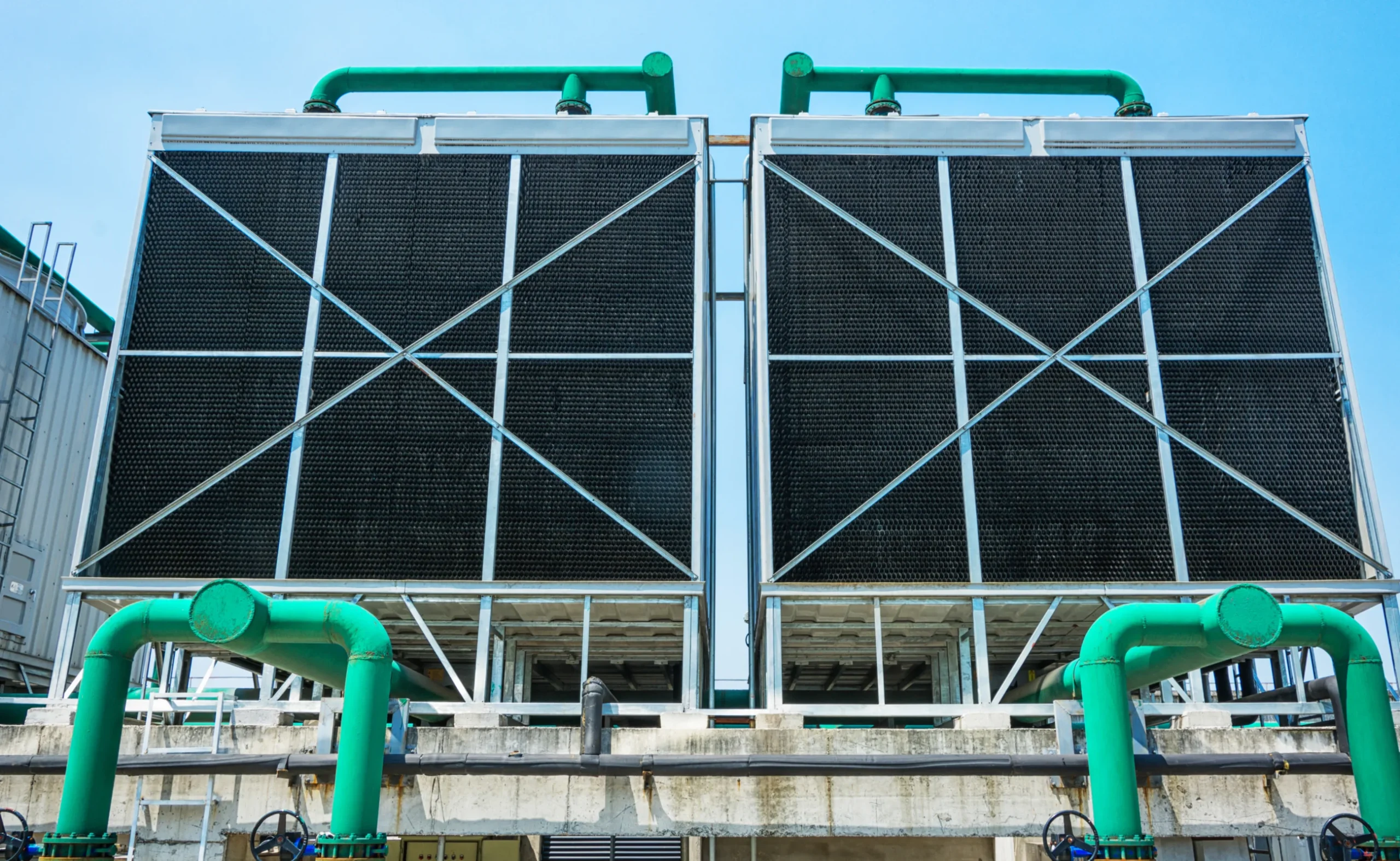 The Great Debate: Chiller System Design vs. Heat Pump System Design